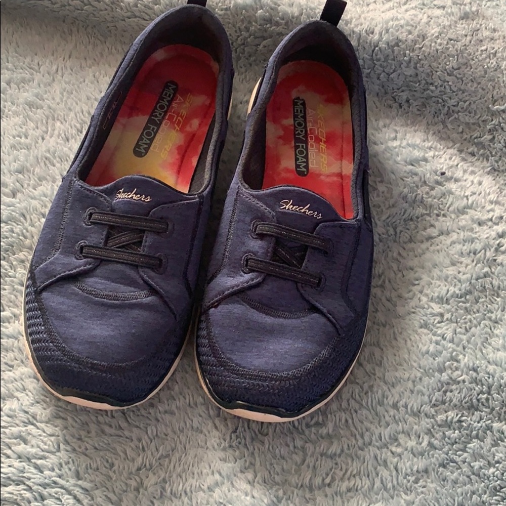 Sketchers size 10 Navy flats